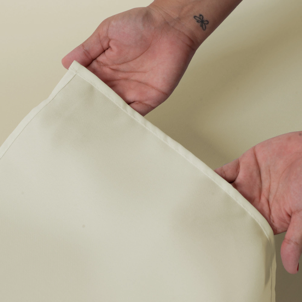 Toalha de Mesa Oxford Lisa — Linha Basic